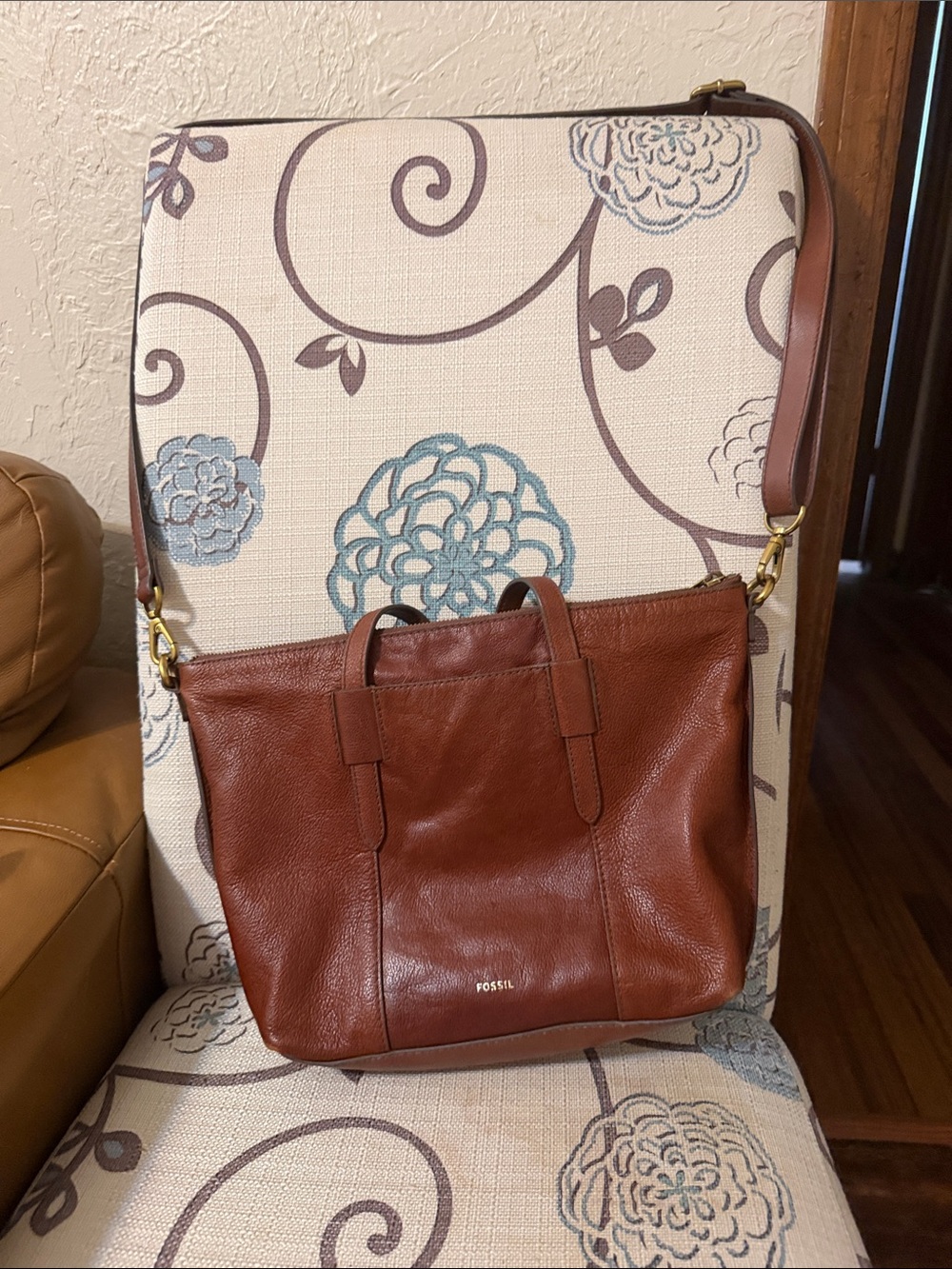 Fossil Chestnut Brown Leather Tote with Gold Hardware